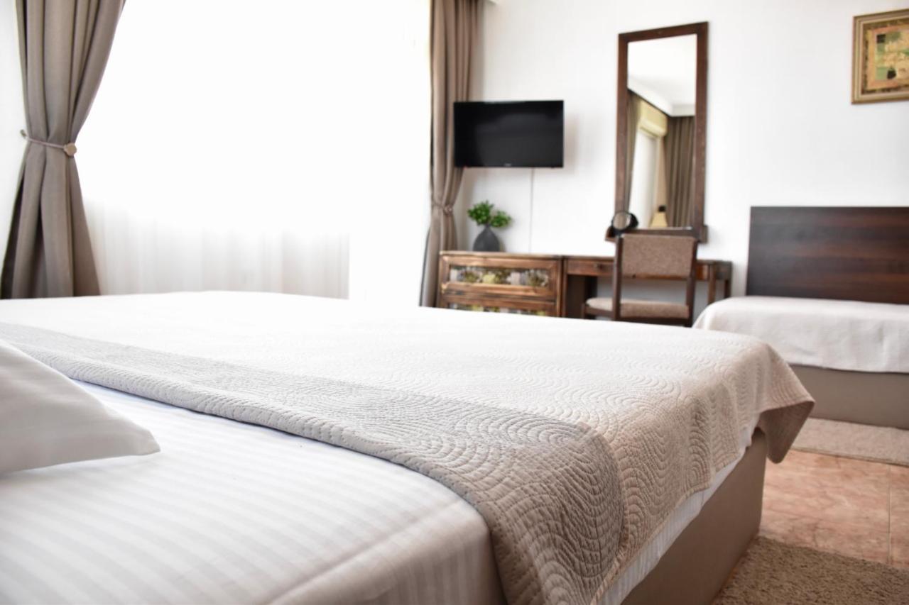 Family Hotel Apolonia Sozopol Eksteriør billede