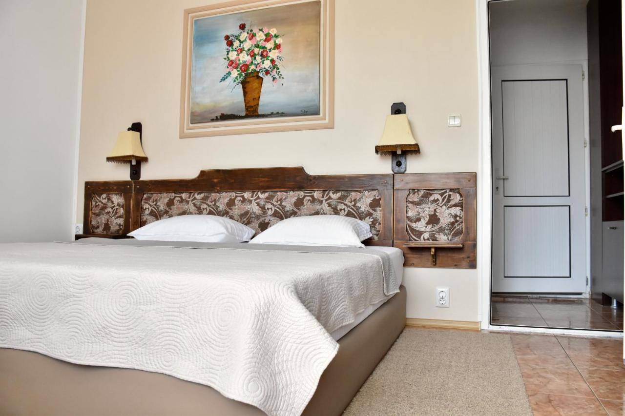 Family Hotel Apolonia Sozopol Eksteriør billede