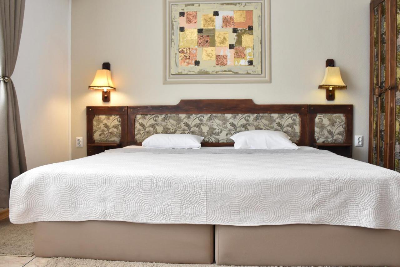 Family Hotel Apolonia Sozopol Eksteriør billede