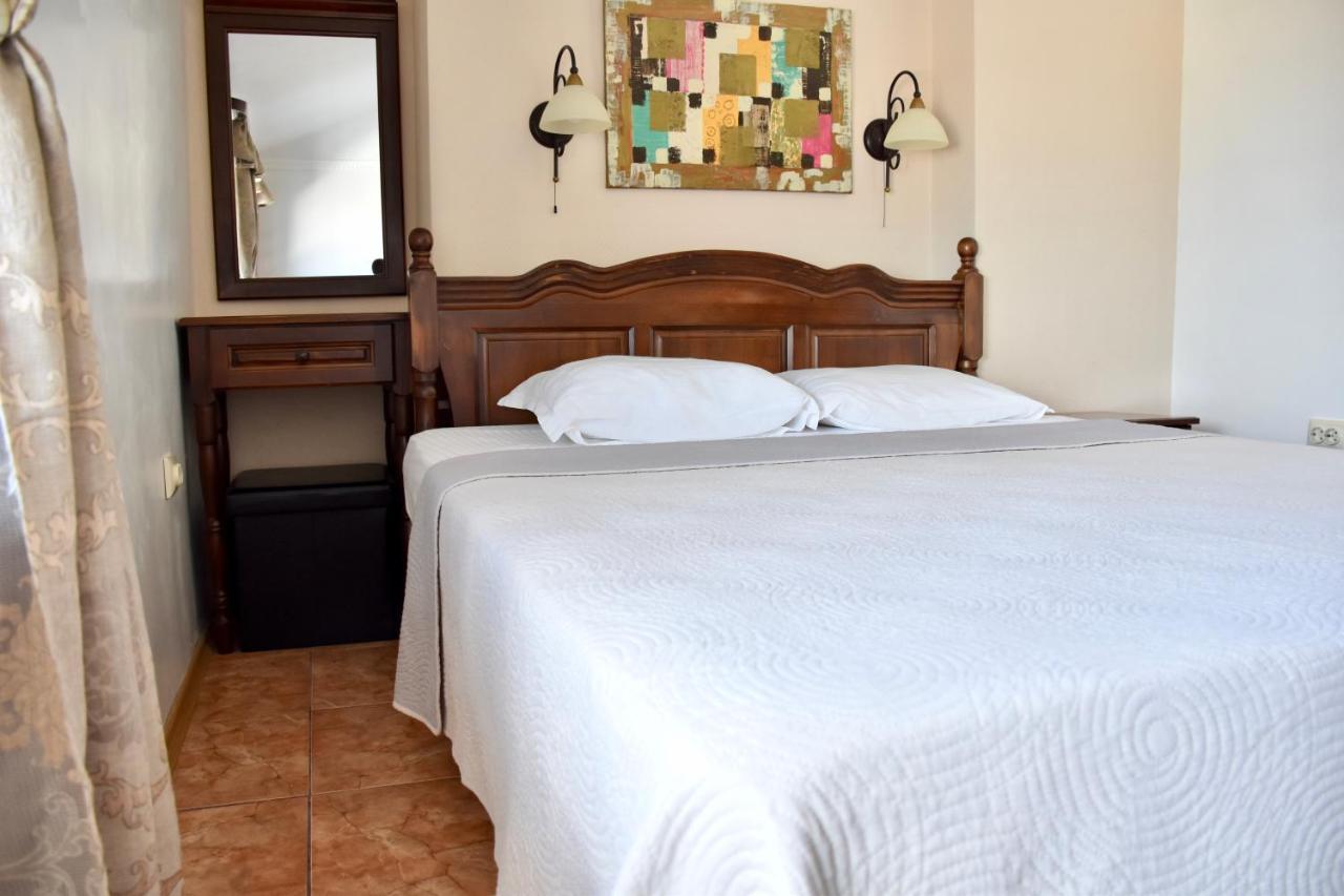 Family Hotel Apolonia Sozopol Eksteriør billede